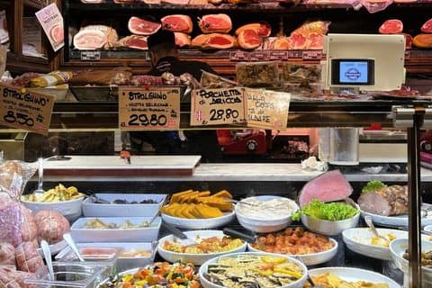 Food Walking Tour in Parma