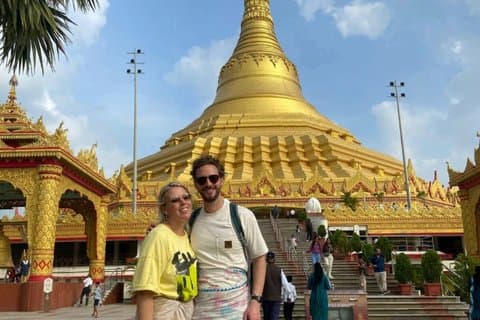 Private Kanheri Caves & Golden Vipassana Pagoda Tour med afhentning