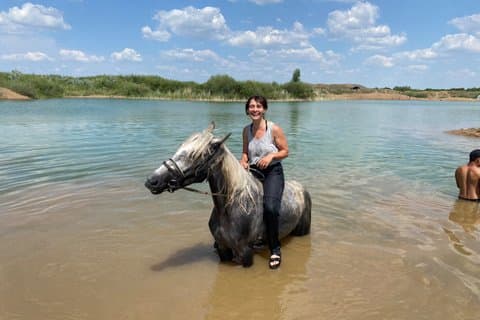 Steppe, Saddles and Sauna: Horse Tour to a Historic Mausoleum