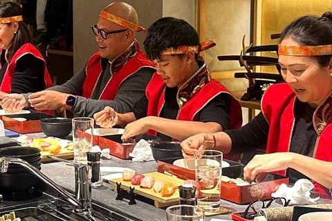 Esperienza Samurai Sushi di lusso con performance da chef ad Asakusa