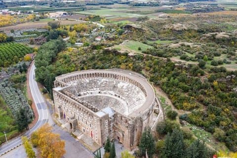 Tour por las ciudades antiguas romanas de Antalya con Perge y Aspendos