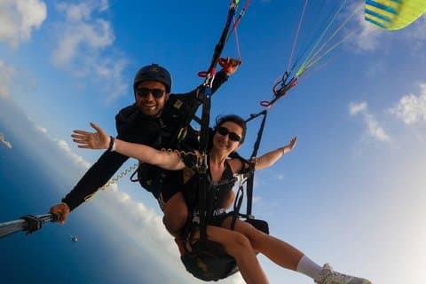 Alanya Tandem Paragliding oplevelse med Pickup