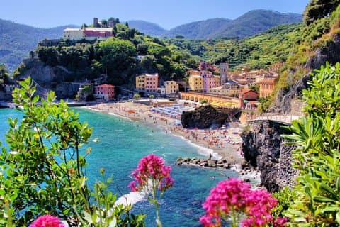 Private Shore Tour: Cinque Terre Coast by Boat from Monterosso