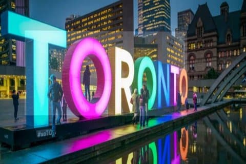 Exclusive Transfer from Ottawa to Toronto 5 Hours