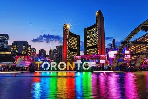 Toronto Niagara Falls and Thousand Islands 2 Day Trip from Ottawa