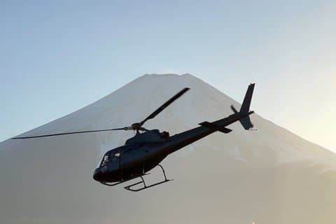 Mt. Fuji & Hakone Full Circle Helicopter Tour (120Mins-5pax)