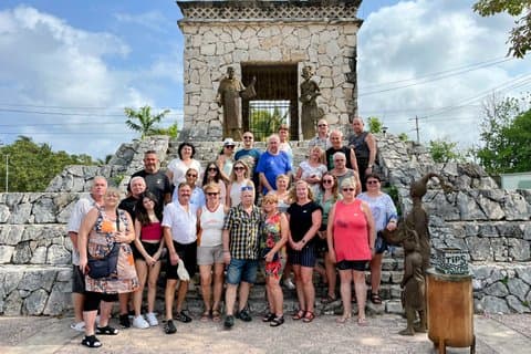 Cozumel: Private Excursion - Van or MiniBus