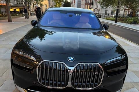 Hotell i nærheten av Gatwick Airport Private Chauffeur Transfer - Executive Luxury