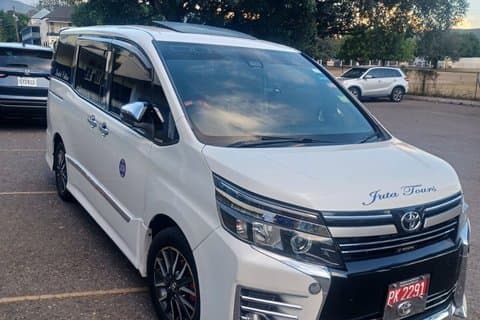 Privat transport til / fra Kingston og flyplass (KIN) på tvers av Jamaica