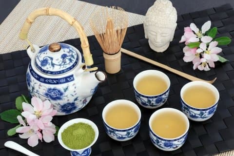 Tea Ceremony Experience with Kimono in Kyoto