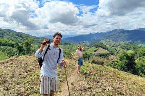 Hoteller i nærheden af Chiang Rai Jungle Trek with Hill Tribe Waterfall Hot Spring