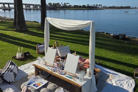 San Diego Paint og Sip Picnic oplevelse