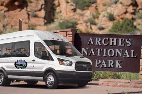 Arches National Park Morning or Afternoon Van Tours