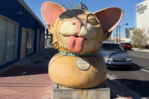 Las Vegas Arts District Walking Tour Capture Stunning Street Art