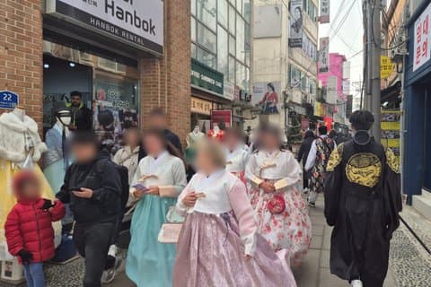 Seoul Walking Tour Hanbok med Palace og traditionelle marked