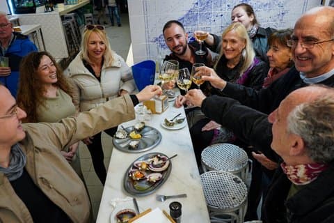 Palma de Mallorca Food Tour with 10 Locals Favorites Dishes