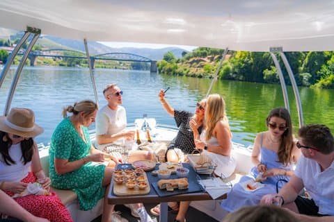 Douro Valley & Amarante Wine, Food & Boat Tour from Porto