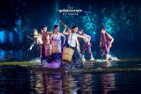 La quintessence du Tonkin Vietnam Spectacle extérieur le plus époustouflant