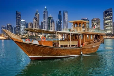 Traditional Dhow Cruise Tour with BBQ Buffet Dinner in Doha