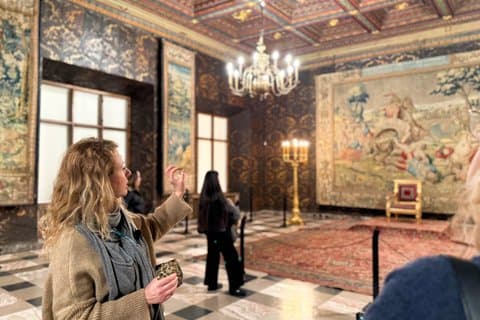Cracovia: tour guidato del castello e della cattedrale di Wawel e della miniera di sale di Wieliczka con pranzo