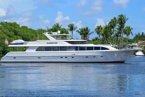 Sarasota Superstar 112 Superyate 4 Horas Charter