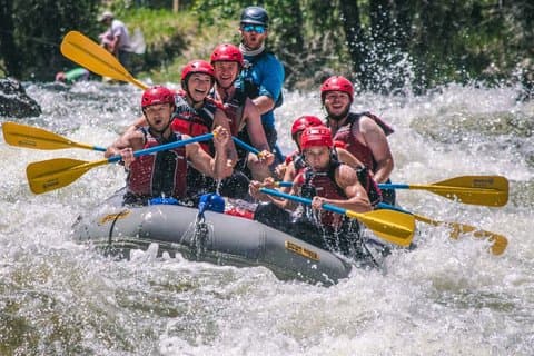 Hoteller i nærheden af The Numbers Full Day Rafting Trip - Buena Vista