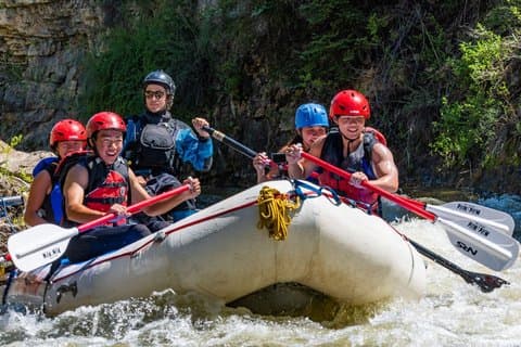 ブラウンズキャニオン半日ラフティング旅行-ブエナビスタ