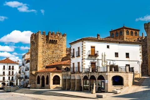 Hello Caceres : Privé 2 - Uur durende intro stadswandeling met lokale Gids