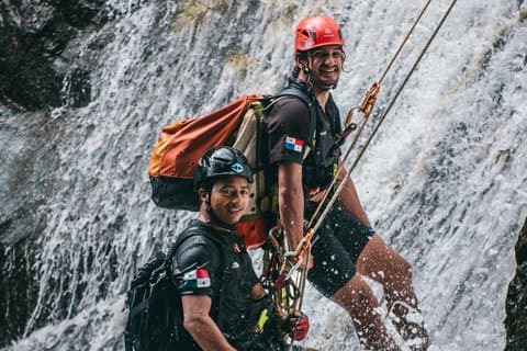 Canyoning Levende vand i Caldera Mellemliggende
