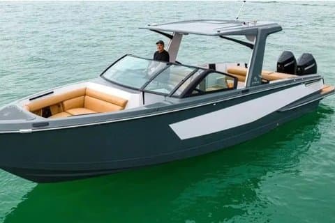 Sarasota - 35’ Ocean Rode | Aviara Luxury Day Yacht - 8 horas