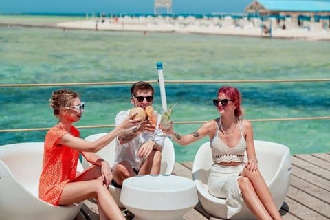 VIP Bianca Island and Utopia Snorkeling Boat Trip with Lunch