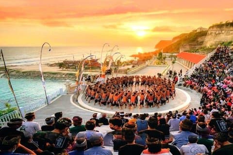 Bali Sunset Tour : Melasti Beach & Kecak Dance au bord de la mer
