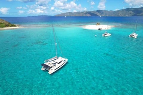 Ikke bekymre dig - Fuld dag privat katamaransejlads Anguilla