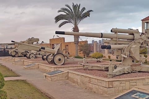 Battlefield of El Alamein fra Alexandria Hoteller