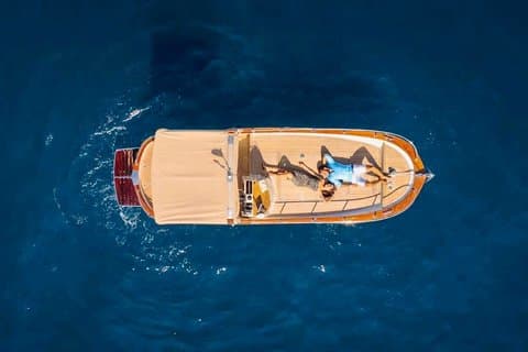 Monterosso: Exclusive Boat Tour in Cinque terre (mini cruise)