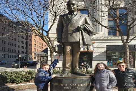 Grand Rapids Scavenger Hunt Adventure