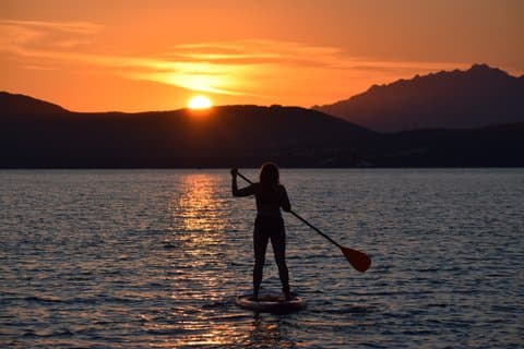 Golfo Aranci : Stand up paddle-Dawn among the dolphins