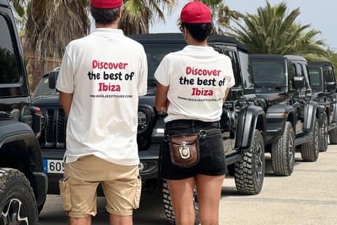 Ibiza Jeep Wrangler Tour Dolda stränder Snorkling och grottor