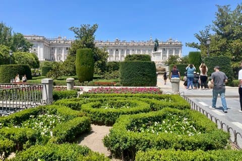 Nobles Illusions Vérités dures à Madrid Outdoor Escape Room Jeu