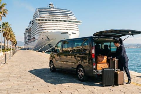 Transfer vom Kreuzfahrthafen Civitavecchia nach Rom oder FCO
