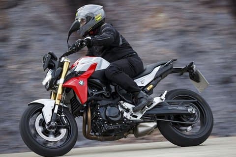 Premium Roadster Noleggio Moto in Sofia