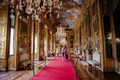Visita guiada por vía rápida al Palacio Real de Turín + Ebook