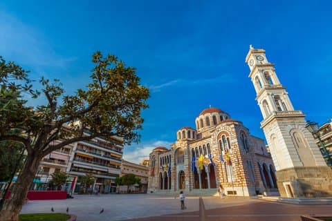 Private Transfer from Athens to Volos with 2h Sightseeing Stop