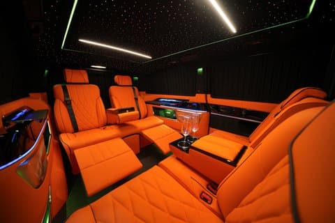 Luxury transfer with V-Class Maybach