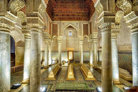 Marrakesch Ikonen Saadische Gräber Bahia Palast und die Souks