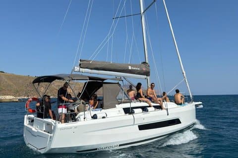 Passeio de barco à vela de 6 horas com almoço em Zingaro e Scopello