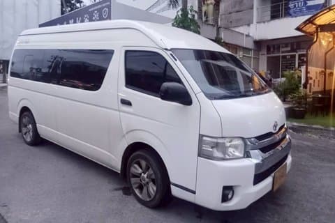 Private Phuket Airport Pickup Transfer by Spacious SUV or Minivan