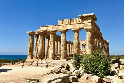 SELINUNTE og SEGESTA Private Tour med guide chauffør fra Palermo