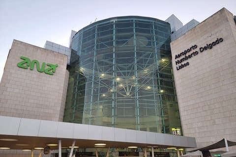 Lissabon Flughafen nach Stadt oder Stadt zum Flughafen One Way