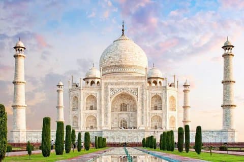 Excursión de un día a la salida del sol Taj Mahal y Agra desde Delhi en coche
